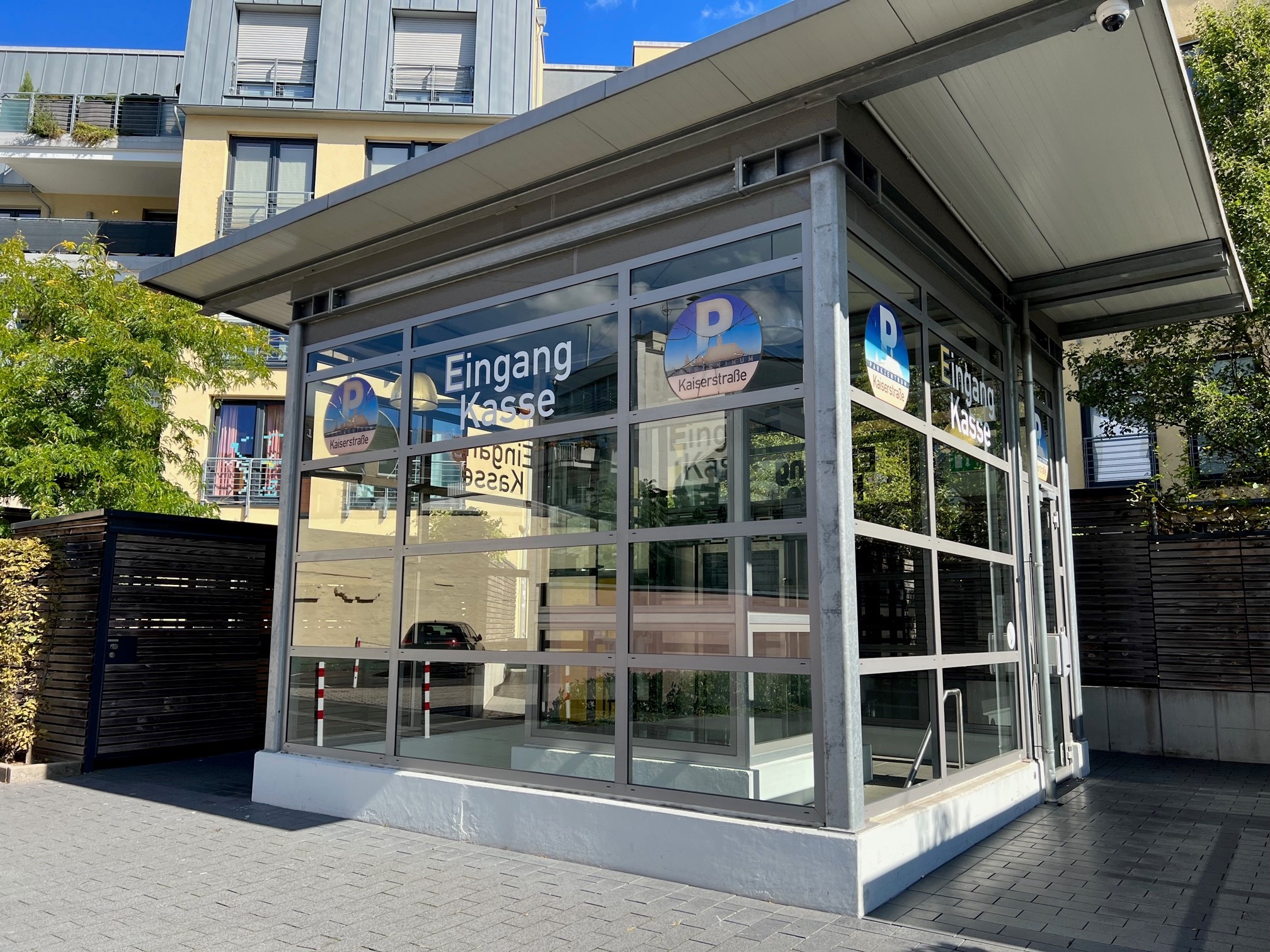 Parkzentrum Kaiserstraße Fußgängerzugang Minoristenstr.