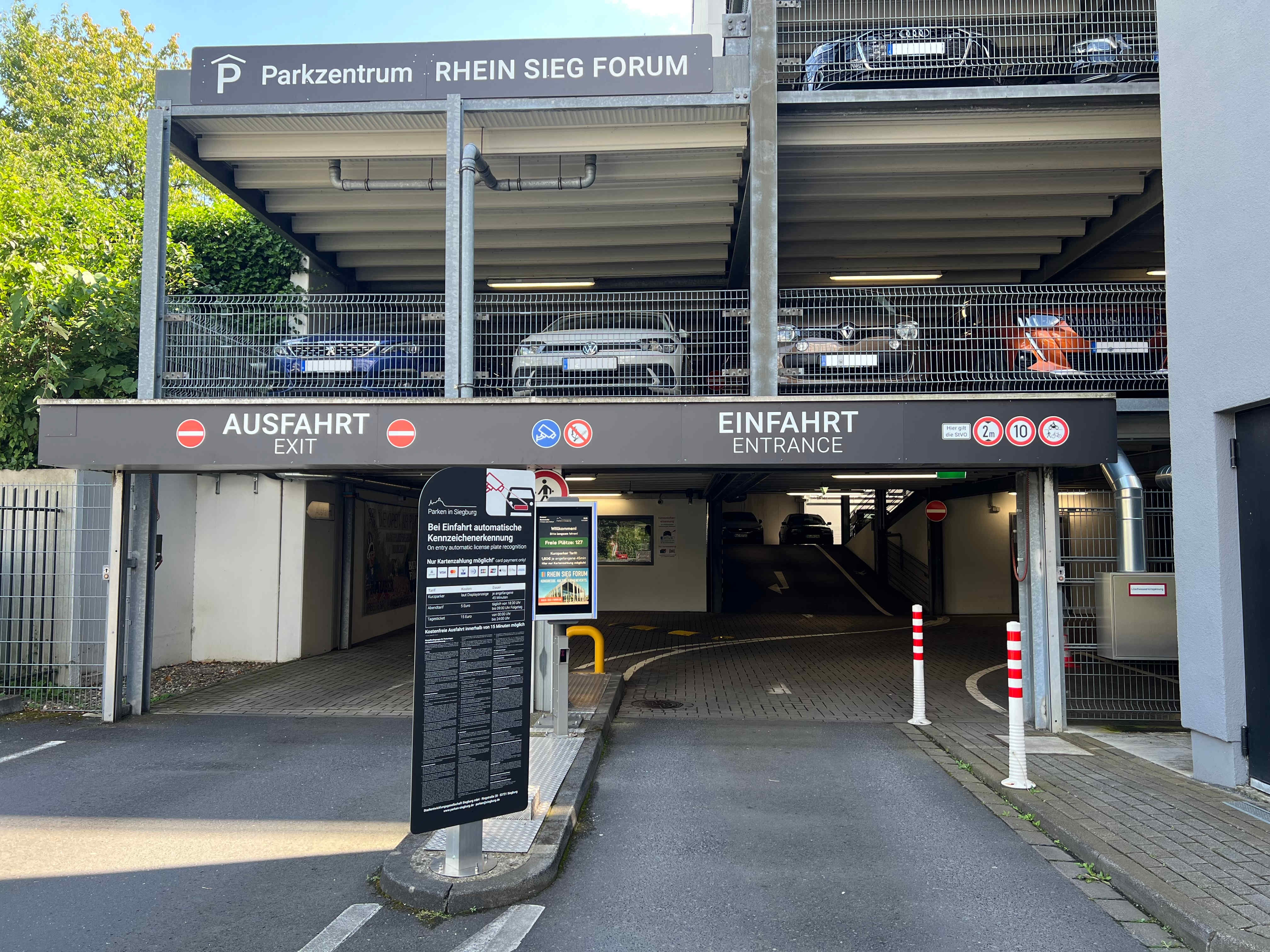 Parkzentrum RHEIN SIEG FORUM Einfahrt Parkzentrum RHEIN SIEG FORUM Einfahrt