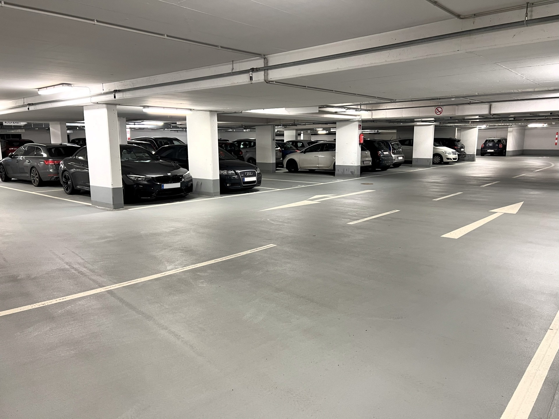 Tiefgarage Facharztzentrum Parkebene